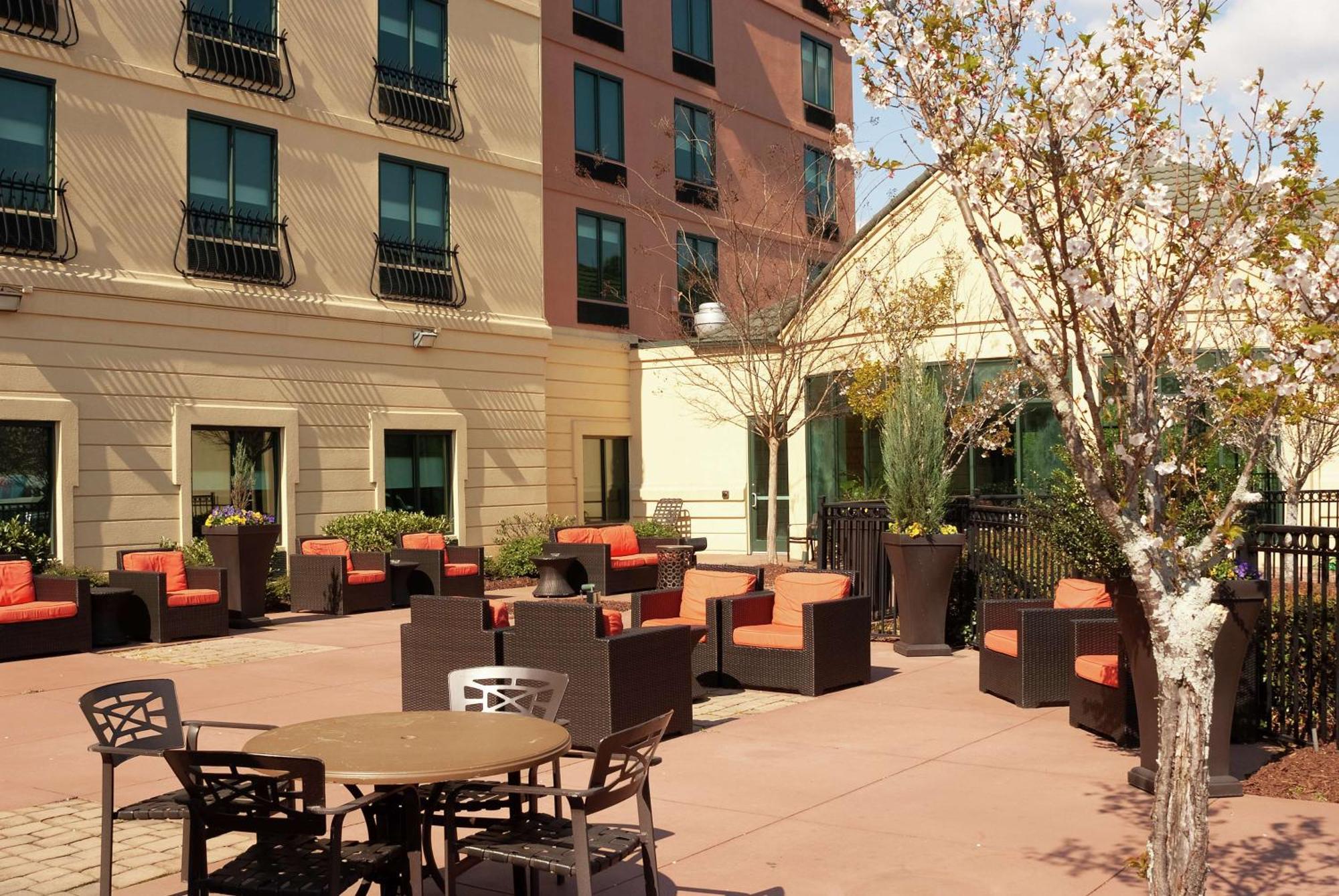 Hilton Garden Inn Atlanta Airport/Millenium Center College Park Exterior foto