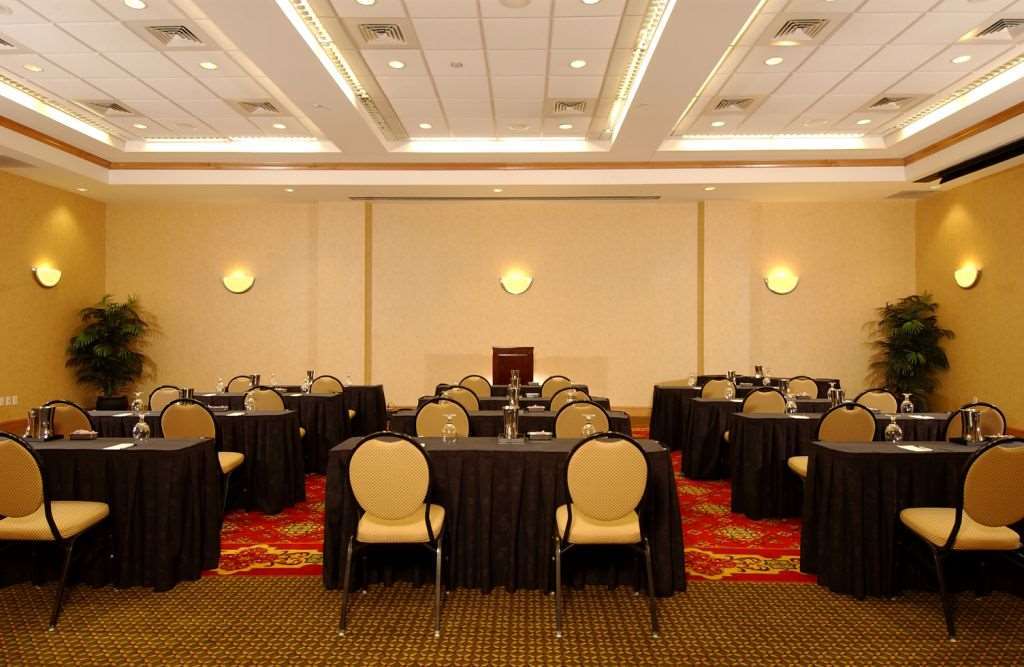 Hilton Garden Inn Atlanta Airport/Millenium Center College Park Einrichtungen foto